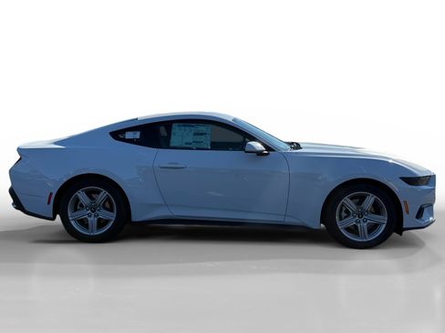 New 2026 Ford Mustang Coupe image 6