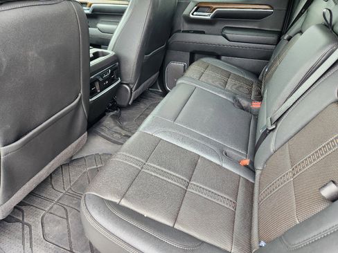 Used 2024 Chevrolet Silverado 1500 High Country w/ High Country Premium Package image 27