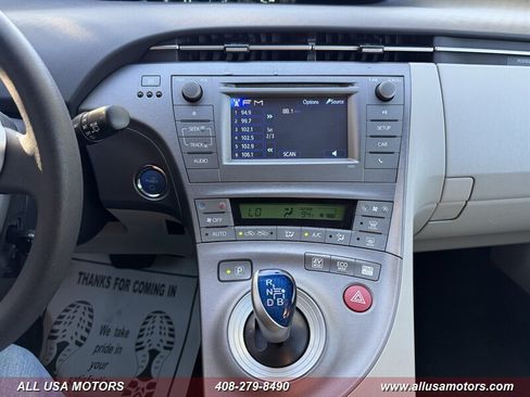 Used 2015 Toyota Prius Two FWD image 27