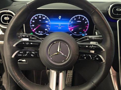 Used 2024 Mercedes-Benz GLC 300 4MATIC w/ AMG Line image 7