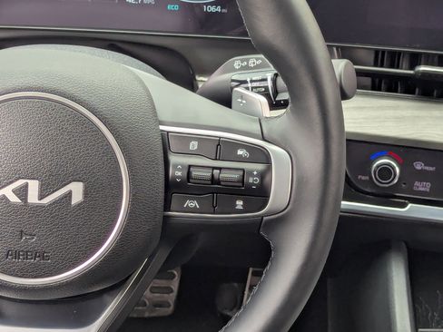 Certified 2025 Kia Sportage X-Line Prestige image 18