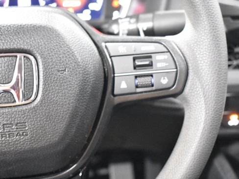 Certified 2025 Honda Accord SE image 13