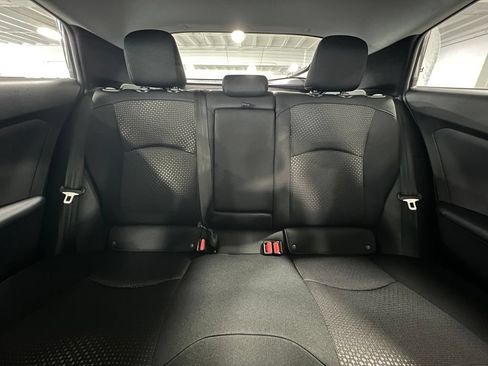 Certified 2022 Toyota Prius LE FWD image 13