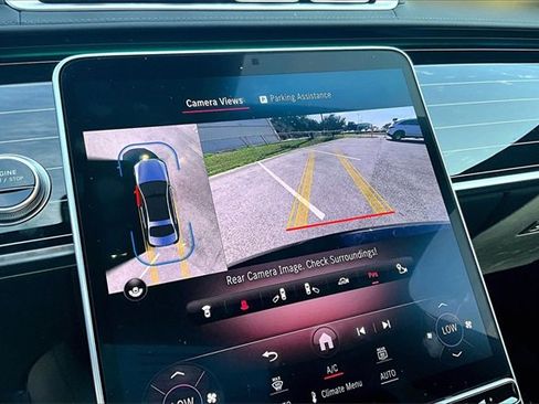 Used 2024 Mercedes-Benz S 580e 4MATIC Sedan image 13