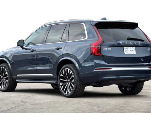 New 2026 Volvo XC90 B5 Plus w/ Protection Package AWD/4WD image 6
