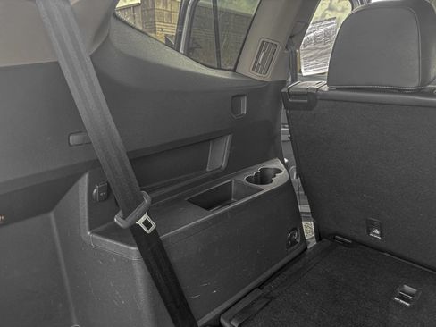 Used 2019 Volkswagen Atlas SE w/ Towing Package AWD/4WD image 10