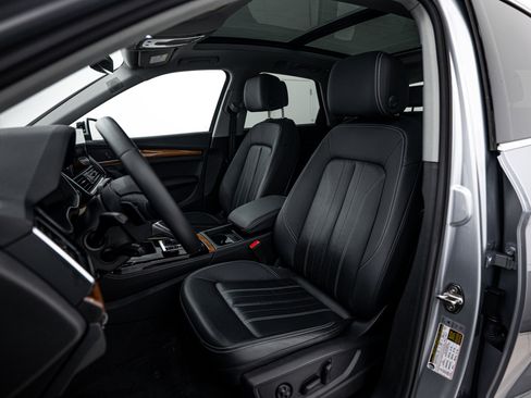 Certified 2023 Audi Q5 2.0T Premium Plus w/ Premium Plus Package image 17