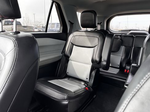 Certified 2023 Ford Explorer XLT w/ Equipment Group 202A image 12