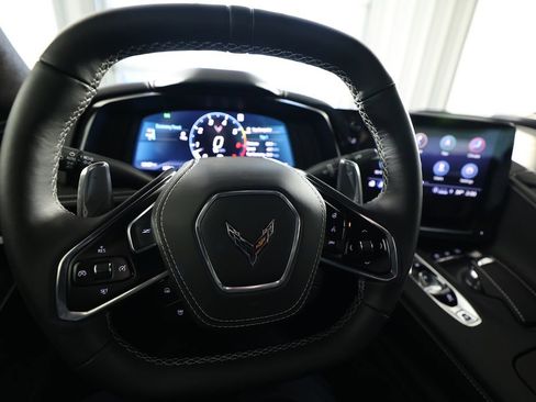 Used 2023 Chevrolet Corvette Stingray w/ Stealth Interior Trim Package image 15