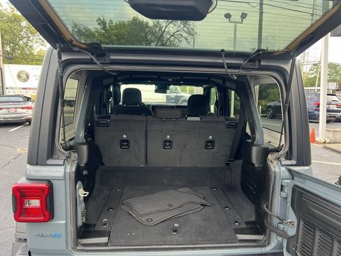 Used 2024 Jeep Wrangler Unlimited Rubicon 4xe image 43