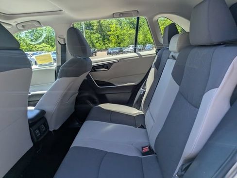 Certified 2025 Toyota RAV4 XLE w/ Convenience Package AWD/4WD image 18