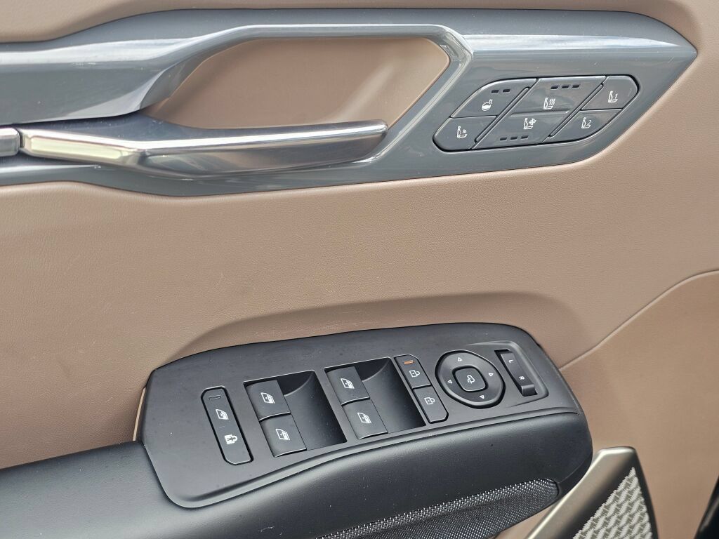 Certified 2024 Kia EV9 GT-Line AWD/4WD image 35