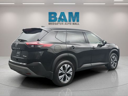 Used 2021 Nissan Rogue SV AWD/4WD image 2