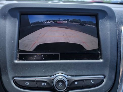 Used 2024 Chevrolet Equinox LS w/ Driver Confidence II Package FWD image 20