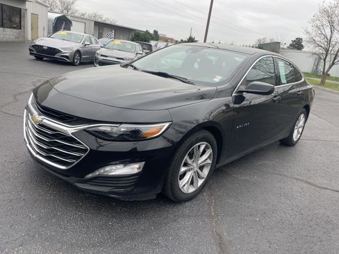 Used 2023 Chevrolet Malibu LT w/ Driver Confidence Package image 2