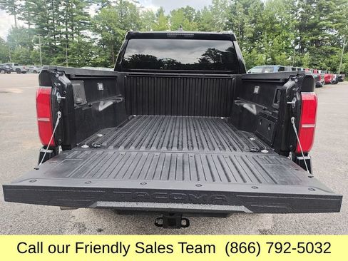 Certified 2024 Toyota Tacoma TRD Off-Road AWD/4WD image 22
