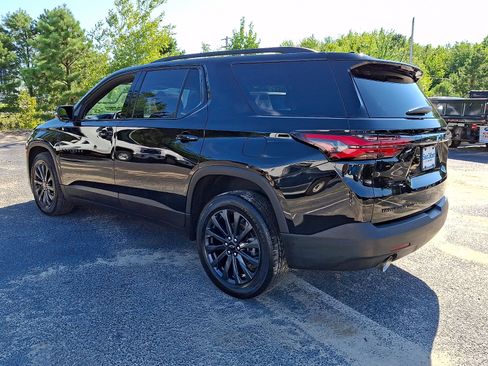 Used 2023 Chevrolet Traverse RS w/ LPO, Floor Liner Package AWD/4WD image 4