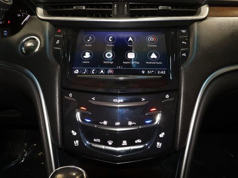 Used 2018 Cadillac XTS Luxury image 17