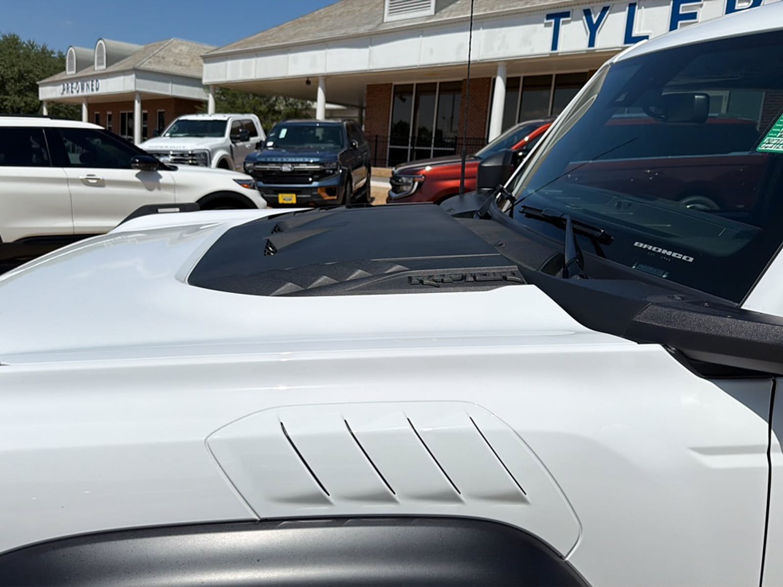 Used 2023 Ford Bronco Raptor AWD/4WD image 8