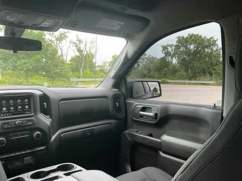 Used 2019 Chevrolet Silverado 1500 Custom Trail Boss w/ Custom Convenience Package AWD/4WD image 29
