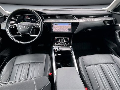 Used 2021 Audi e-tron Premium Plus w/ Premium Plus Package image 7