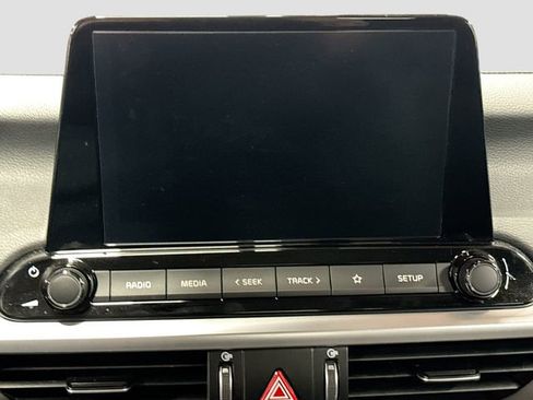 Used 2023 Kia Forte LXS FWD image 18