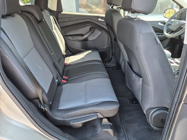 Used 2017 Ford Escape SE FWD image 24