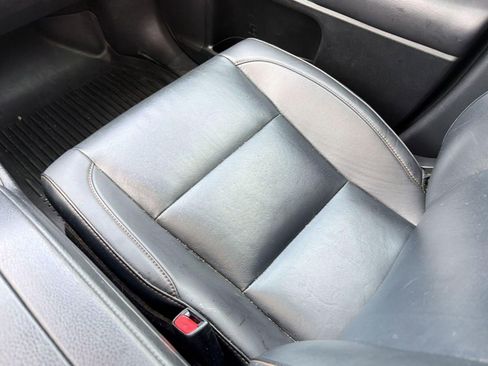 Used 2019 Toyota Highlander XLE image 30