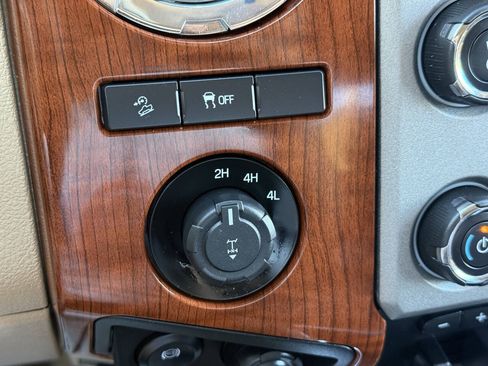 Used 2015 Ford F350 King Ranch AWD/4WD image 32