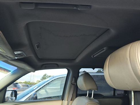 Used 2014 Honda Pilot Touring image 11