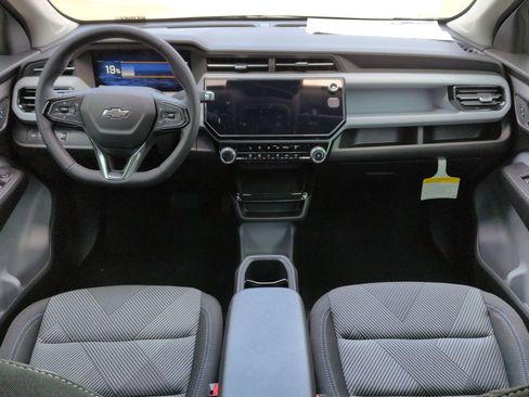 New 2027 Chevrolet Bolt LT w/ Comfort Package FWD image 21