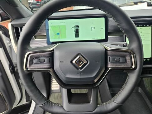 Used 2024 Rivian R1T Adventure image 27