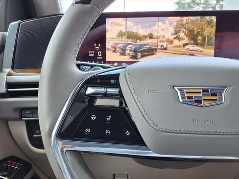 Used 2026 Cadillac Escalade Platinum Sport w/ LPO, ONYX Package AWD/4WD image 28