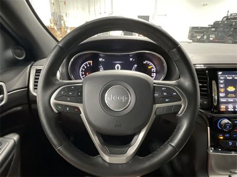 Used 2020 Jeep Grand Cherokee Altitude image 15
