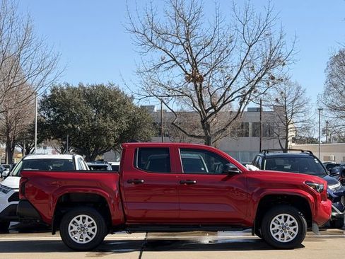 Certified 2024 Toyota Tacoma SR image 3