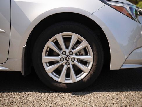 Used 2024 Toyota Corolla LE w/ LE Convenience Package AWD/4WD image 25