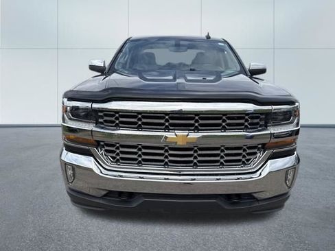 Used 2018 Chevrolet Silverado 1500 LT w/ All Star Edition image 6