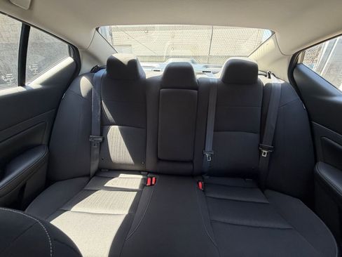 Used 2025 Nissan Altima 2.5 SV image 38