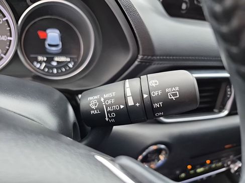 Used 2019 MAZDA CX-5 Touring image 37