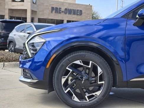 Certified 2023 Kia Sportage SX image 10