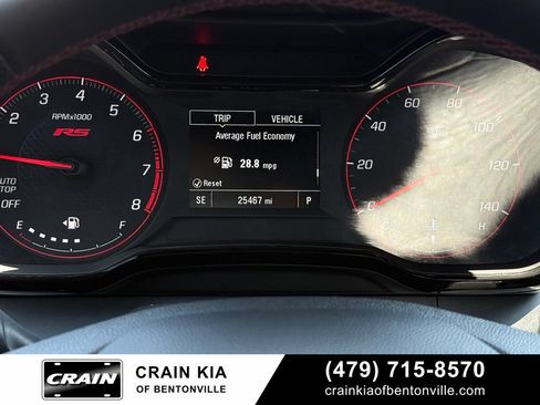 Used 2025 Chevrolet Trax RS FWD image 14