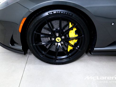 Used 2021 Ferrari 812 GTS RWD image 31