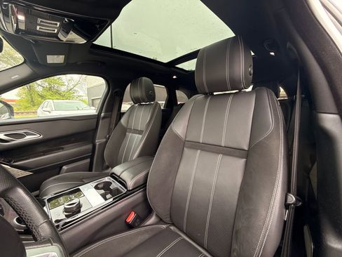 Used 2019 Land Rover Range Rover Velar R-Dynamic SE AWD/4WD image 25