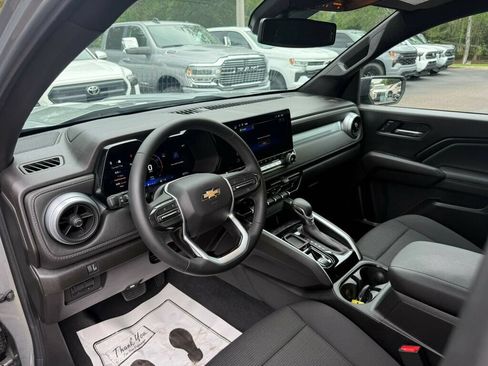 Used 2025 Chevrolet Colorado LT w/ Advanced Trailering Package RWD image 3