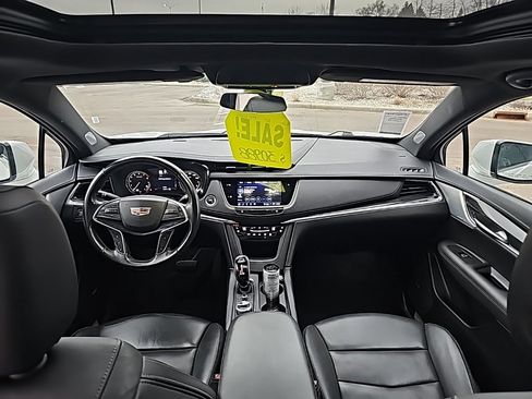 Used 2023 Cadillac XT5 Premium Luxury image 39