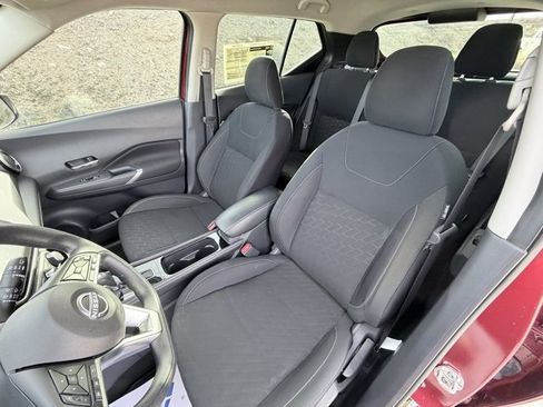 Certified 2024 Nissan Kicks SV image 22