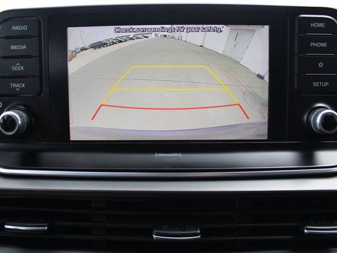 Used 2020 Kia Telluride LX AWD/4WD image 12