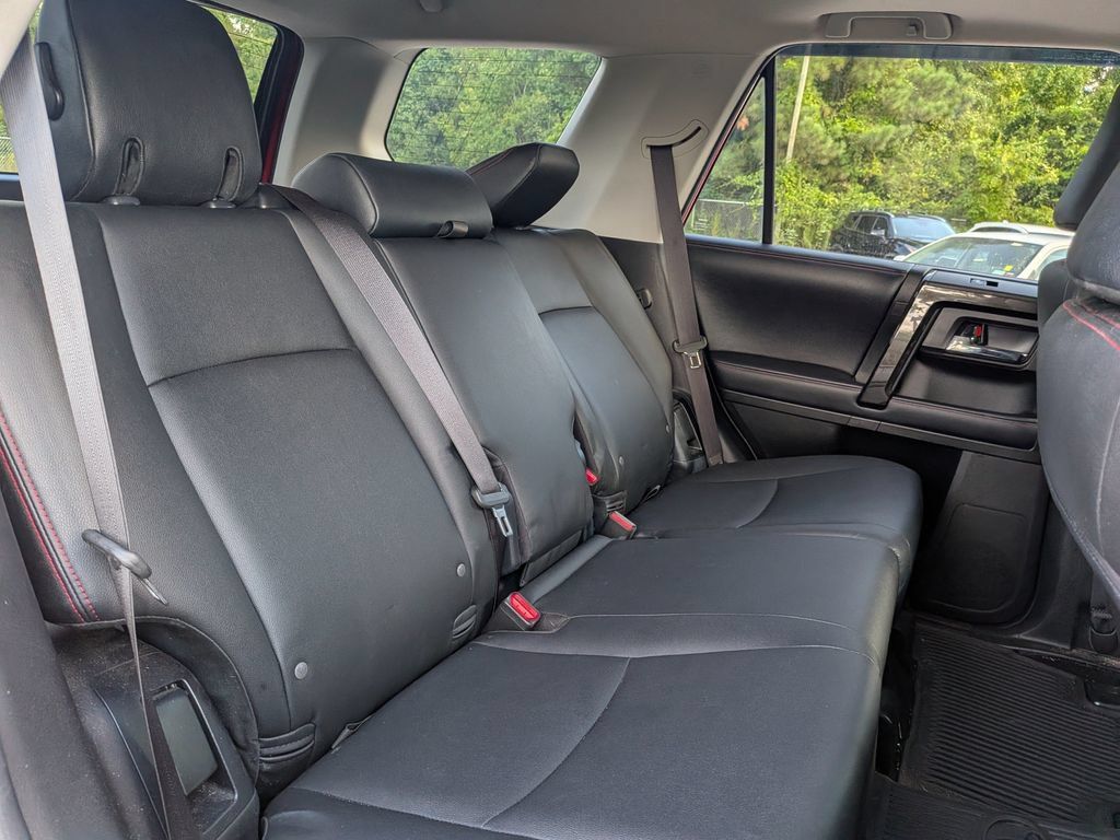 Used 2019 Toyota 4Runner TRD Off-Road Premium AWD/4WD image 24