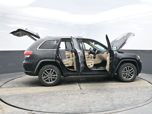 Used 2021 Jeep Grand Cherokee Limited image 43