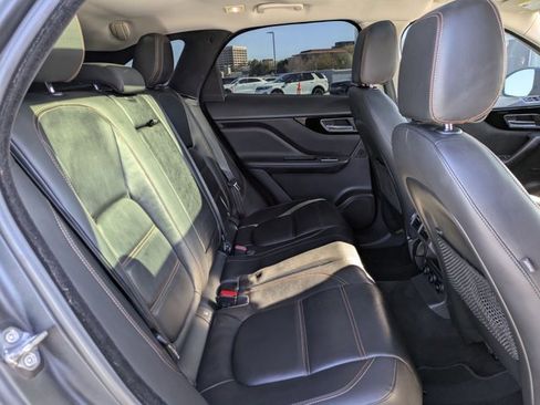 Used 2017 Jaguar F-PACE Prestige image 21